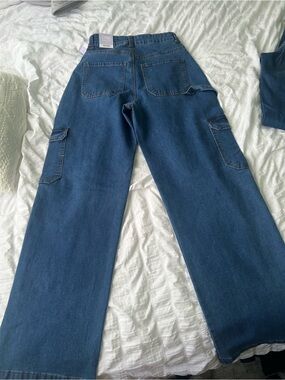 Caslon Relaxed Wide-Leg Cargo Jeans in Denim Blue